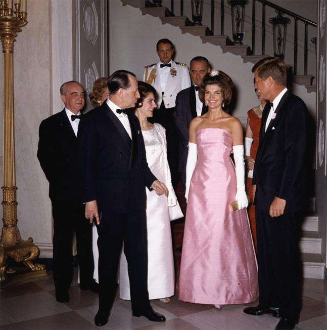 Emblem Of A New Age Jackie Kennedy Gets Wardrobe She Needed A New Jackie Kennedy