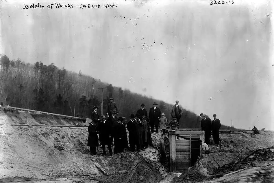 the 100-year parade of boats: opening of the cape cod