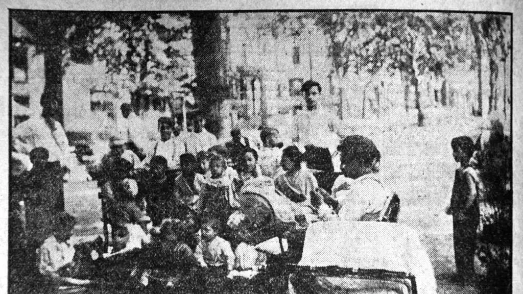 Trying to cool off in Hartford. Photo courtesy Hartford Courant. 