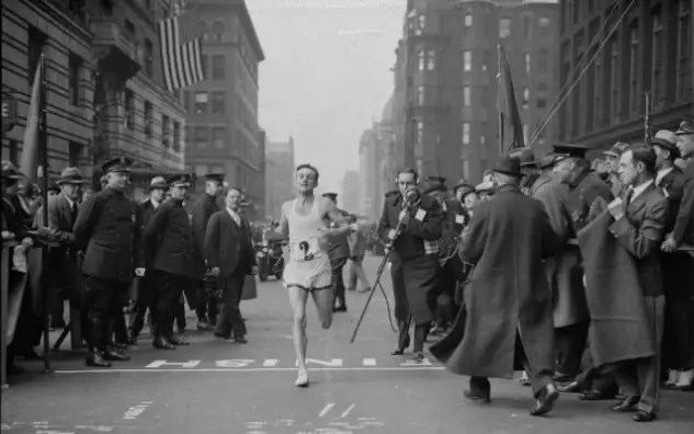 Johnny Kelley winning the 1935 Boston Marathon. Photo courtesy Boston Public Library, Leslie Jones Collection.