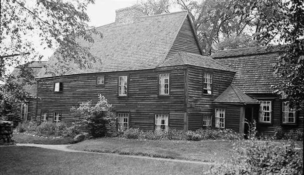 Fairbanks House, photo courtesy Library of Congress
