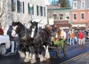 holidays-woodstock-parade