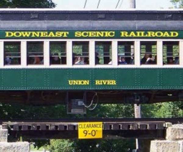 historic-train-ride-downeast